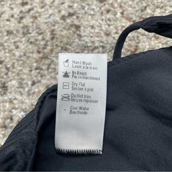 L*SPACE Pointelle Rib Siren Bikini Top in Black Small - Picture 8 of 11